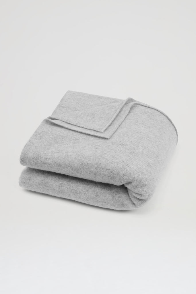 GIADA CASHMERE SCARF WOMENS